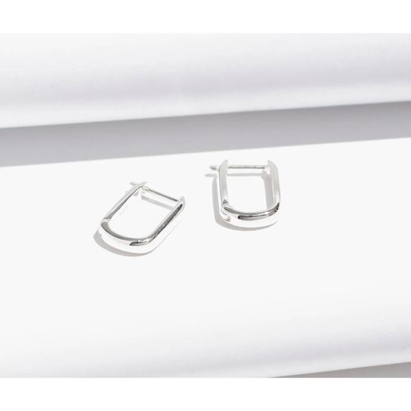 Madewell Jewelry - NWT Madewell Demi-Fine Carabiner Hoop Earrings In Silver